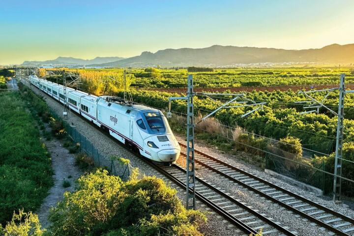 10-Day Spain Route: AVE vs Domestic Flights
